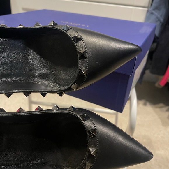 100% Authentic Valentino Noir Rockstud Pumps - 37 - Picture 7 of 12